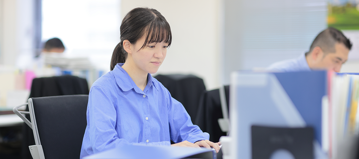 日々、市況の動向をキャッチアップして大きな取引をまとめあげる。