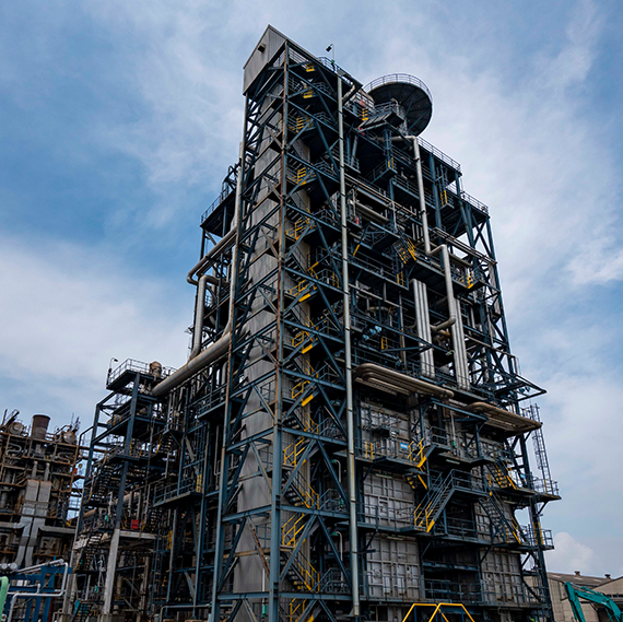 第３エチレン製造装置（3EP） 大型分解炉建設
